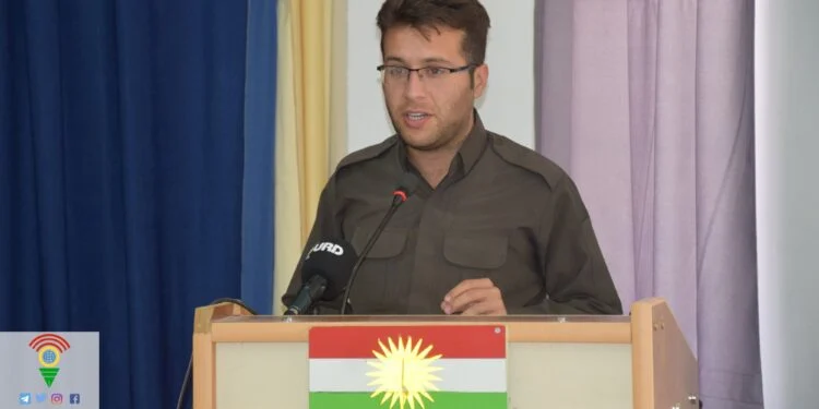 بەڕێوەچونی سیمینارێک بەبۆنەی ١٢ی جۆزەردان لە یەکێک لە بنکەکانی حیزبی دێموکراتی کوردستان