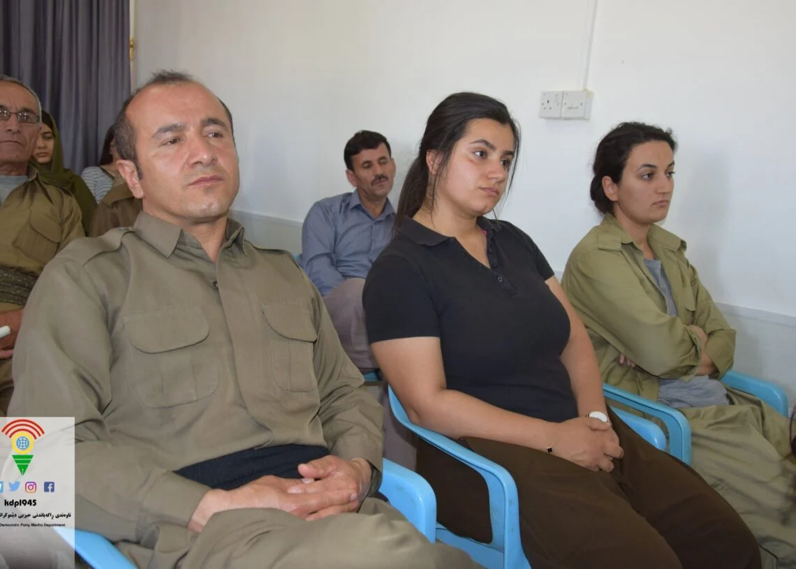 بەڕێوەچونی سیمینارێک بەبۆنەی ١٢ی جۆزەردان لە یەکێک لە بنکەکانی حیزبی دێموکراتی کوردستان