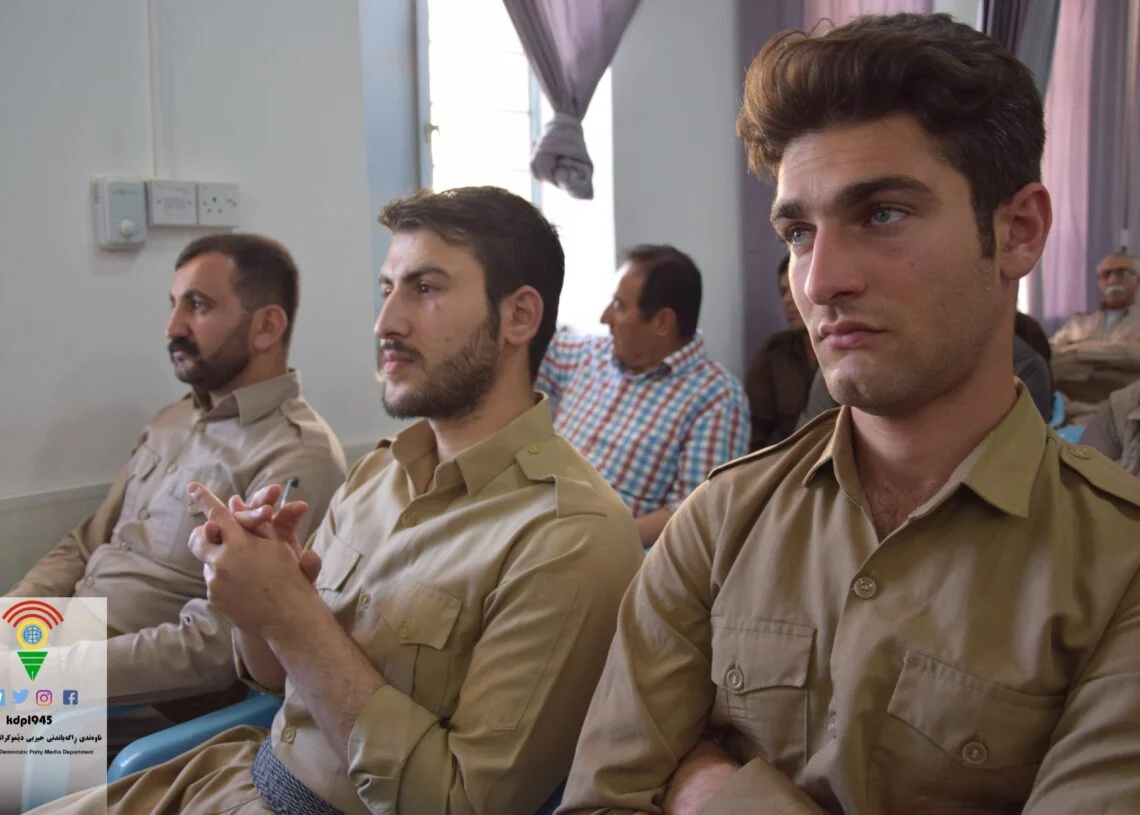 بەڕێوەچونی سیمینارێک بەبۆنەی ١٢ی جۆزەردان لە یەکێک لە بنکەکانی حیزبی دێموکراتی کوردستان