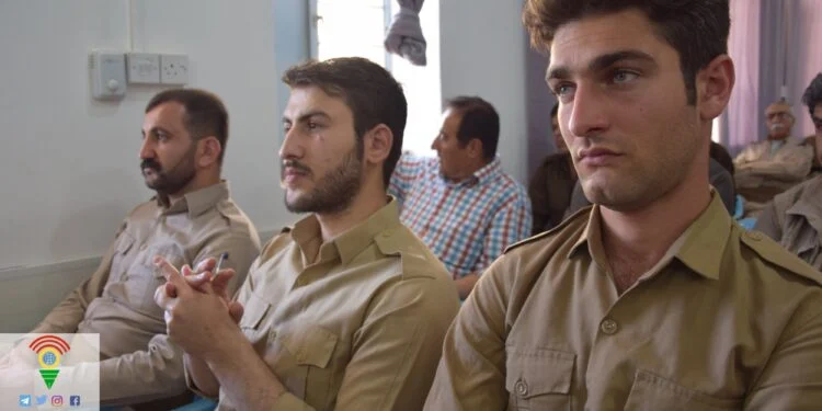 بەڕێوەچونی سیمینارێک بەبۆنەی ١٢ی جۆزەردان لە یەکێک لە بنکەکانی حیزبی دێموکراتی کوردستان