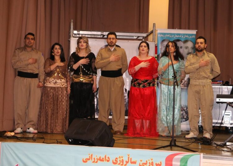 لە وڵاتی فینلاند، ڕێز لە ٧١ ساڵەی دامەزرانی کۆماری کوردستان گیرا