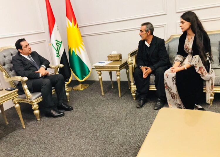 دیداری نوێنەری یەکیەتیی لاوان لەگەڵ وەزیری پەروەردە