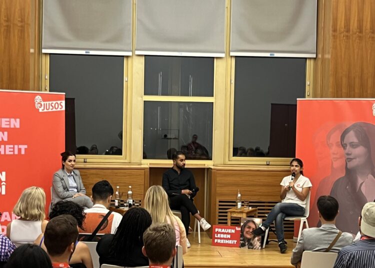 بەشداری نوێنەری یەکیەتیی لاوان لە پانێلێکی ڕێکخراوی لاوانی سوسیال دێموکراتی ئاڵمان