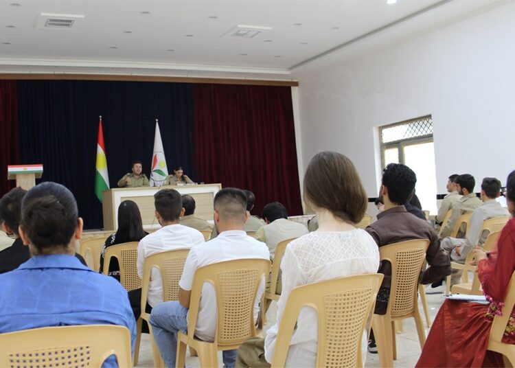 بەرێوەچوونی کۆڕێکی تەشکیلاتی یەکیەتیی لاوانی دێموکراتی ڕۆژهەڵاتی کوردستان لە کۆمیتەی ئاگری