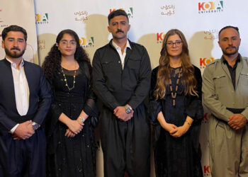 کۆیە/ بەشداریی شاندێکی یەکیەتیی لاوان لە یادی ٣٨ ساڵەی کۆچی هونەرمەند “تاهیر تۆفیق”