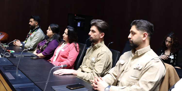 شاندێکی نوێنەرایەتیی یەکیەتیی لاوان بانگهێشتی پەرلەمانی سویس کرا